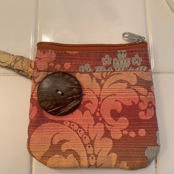 Floral purse - Picture 3 of 3